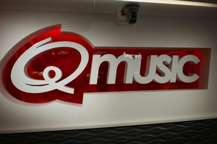 Radiostudio - Qmusic  (2)
